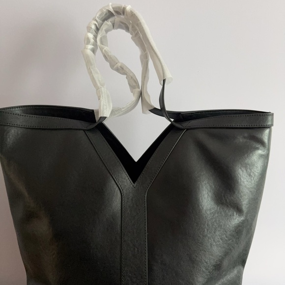 Saint Laurent Handbags - Saint Laurent Y large Finely Grained Calfskin Leather Tote(OEM)